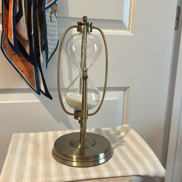 Gorgeous Brass Hourglass! - Picture 3 of 10